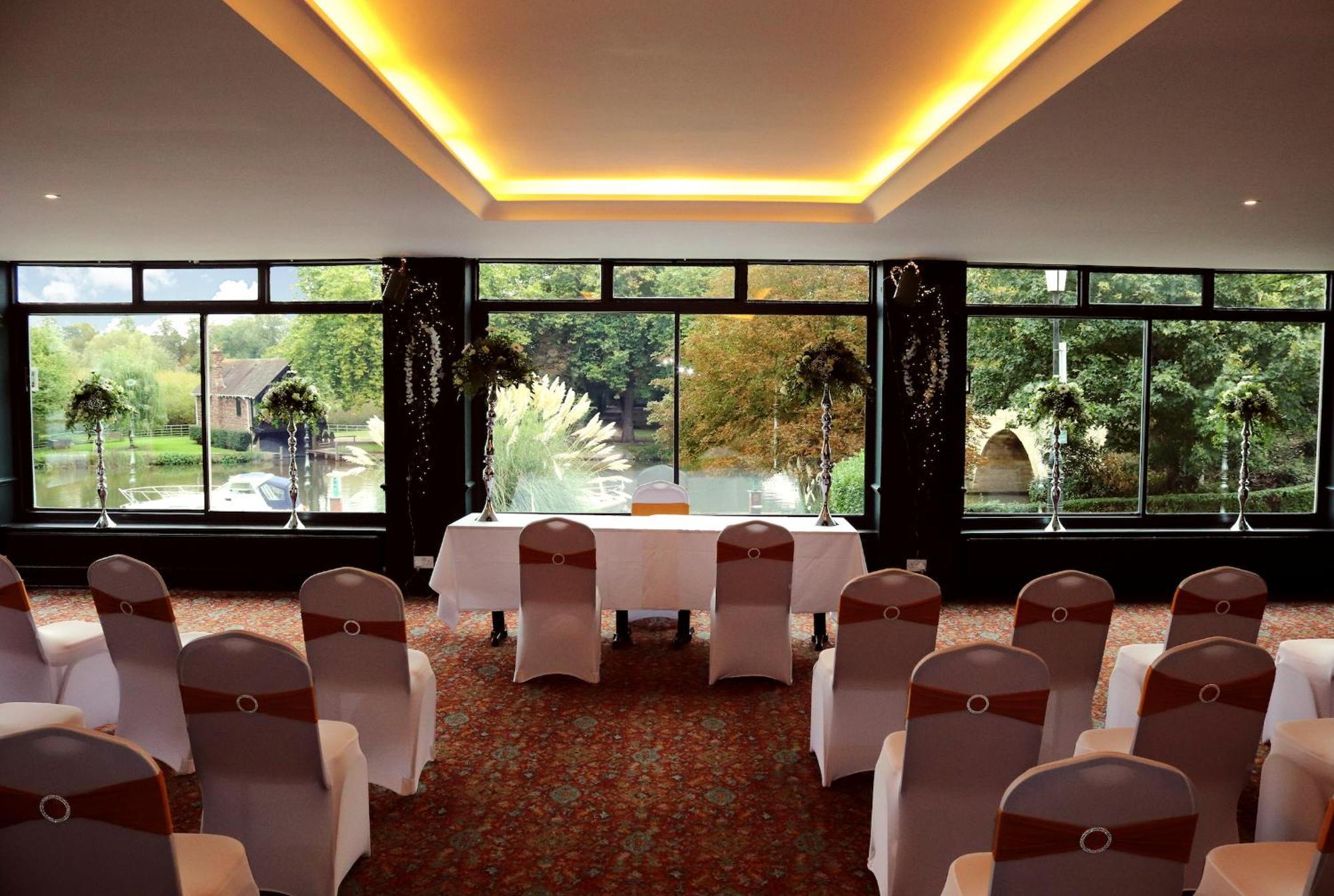 Shillingford Bridge Hotel Wallingford Zewnętrze zdjęcie